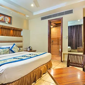 4* Hotel Hari Piorko Grand - 2 Min From New Railway Station